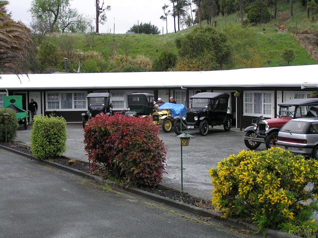Coachman Motel ไตฮาปิ ภายนอก รูปภาพ