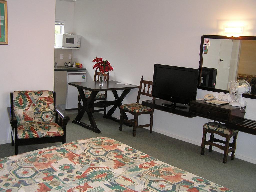 Coachman Motel ไตฮาปิ ห้อง รูปภาพ
