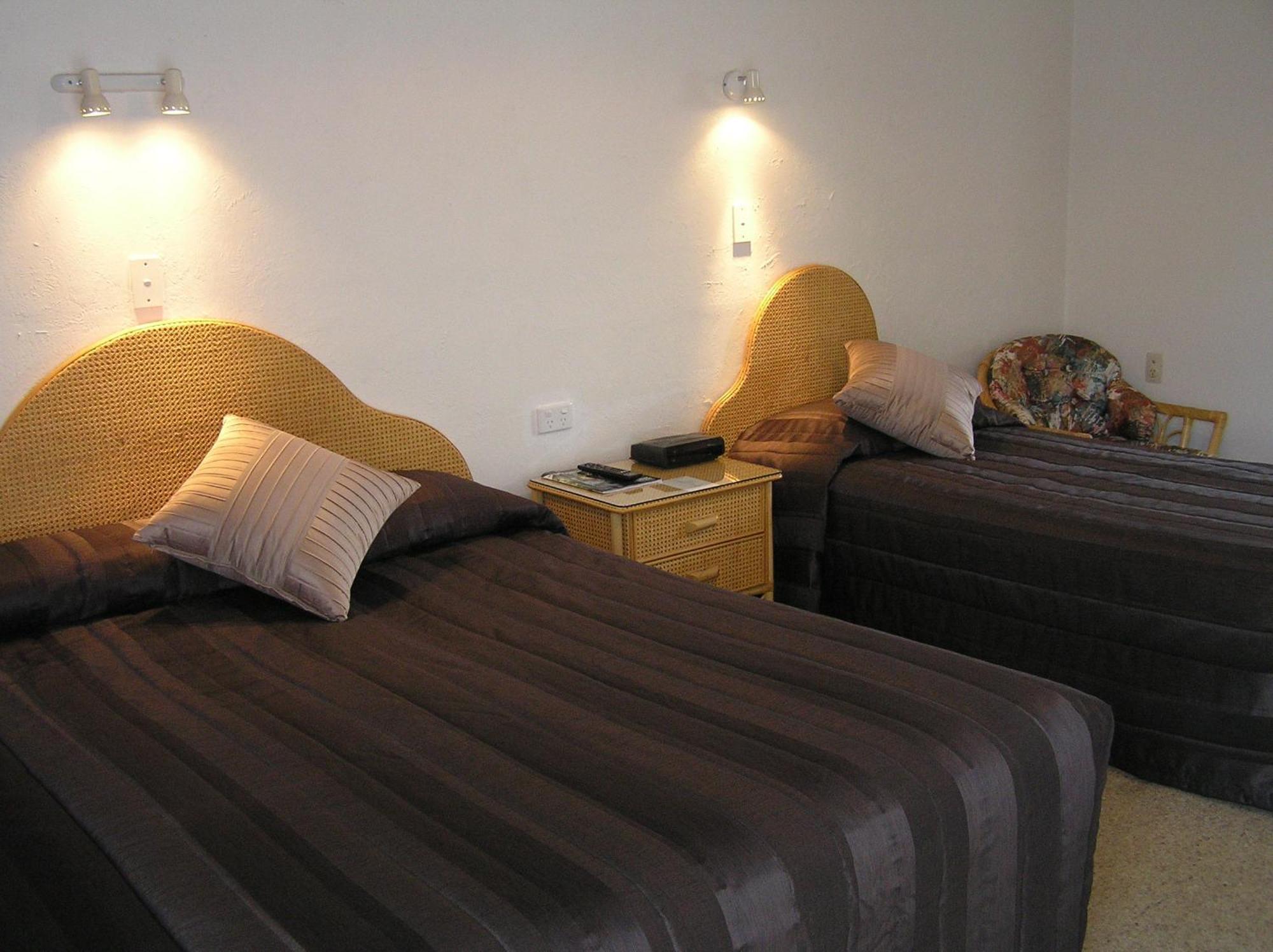 Coachman Motel ไตฮาปิ ห้อง รูปภาพ