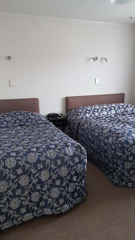 Coachman Motel ไตฮาปิ ภายนอก รูปภาพ