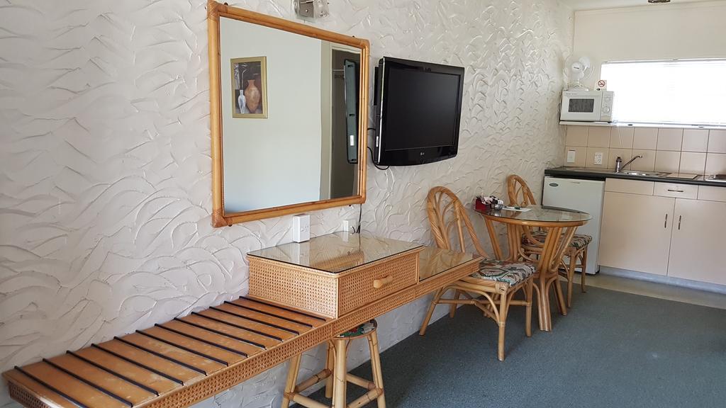 Coachman Motel ไตฮาปิ ภายนอก รูปภาพ