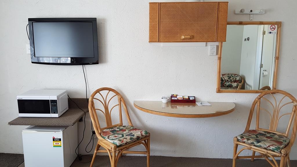 Coachman Motel ไตฮาปิ ภายนอก รูปภาพ