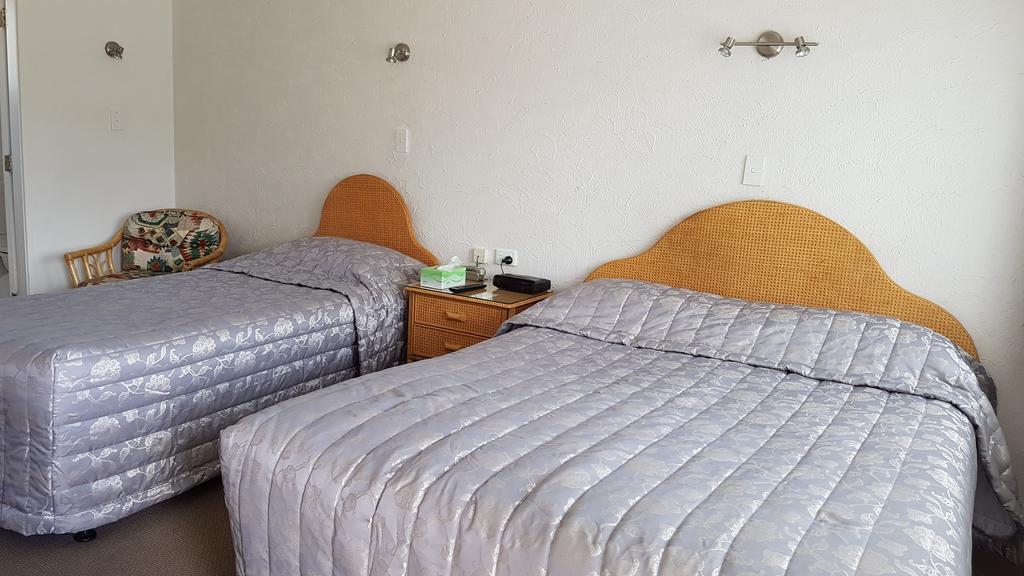 Coachman Motel ไตฮาปิ ภายนอก รูปภาพ